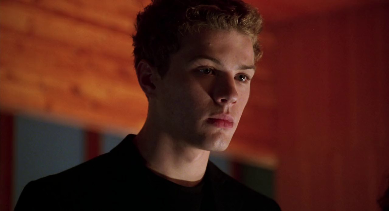 Cruel Intentions (1999) BluRay Hindi + English 720p x264 AVC HE-AAC 2.0 ESub.mkv.0001